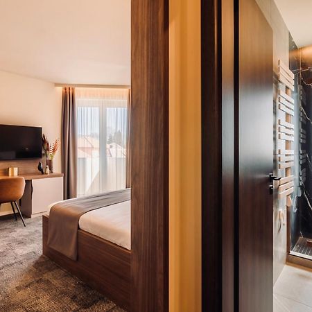 Aqua Hotel Termal Мошонмадьяровар Экстерьер фото